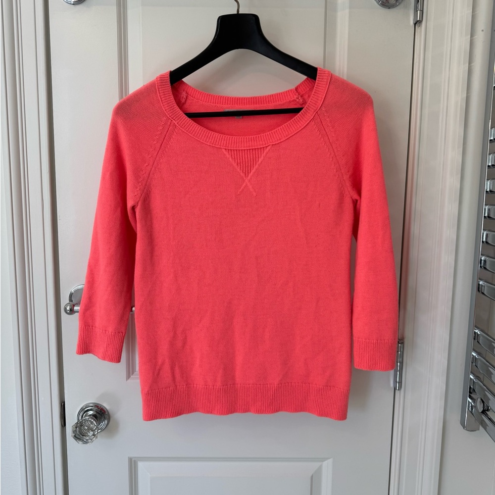 GAP Women's Bright Coral Crew Neck Sweater